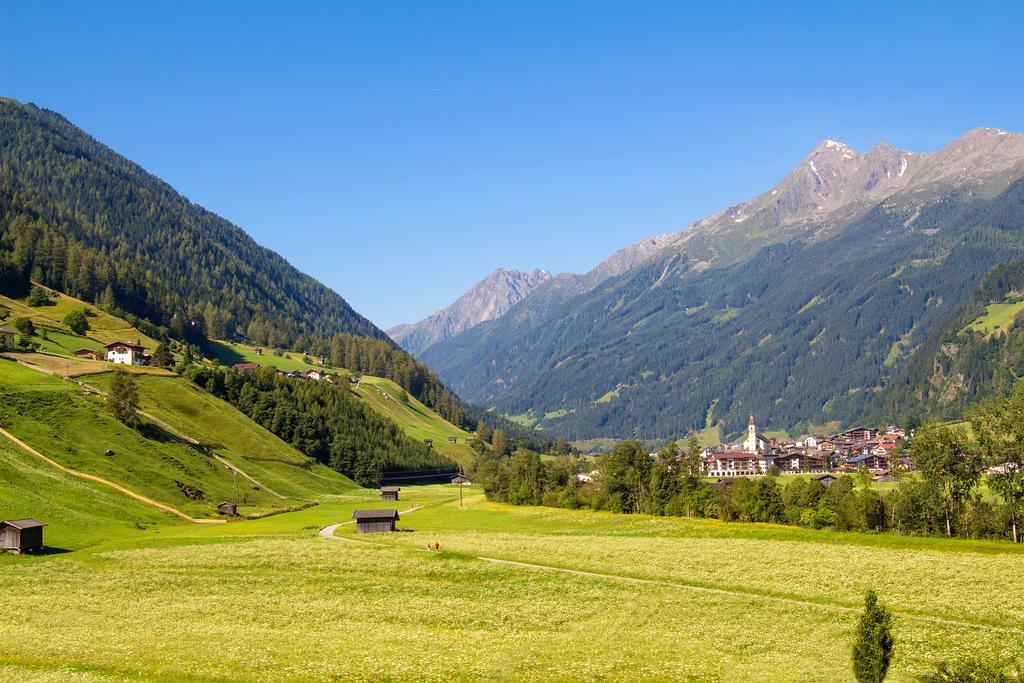 Bed and Breakfast Haus Elisabeth Neustift im Stubaital Exterior foto